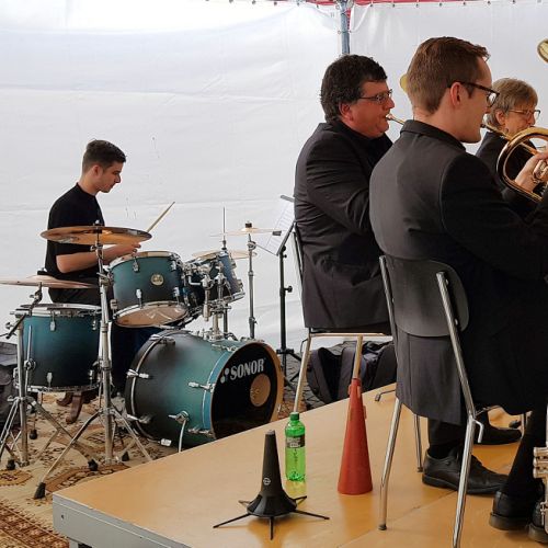 Valentin Baud, le percutionniste de Dix de cuivre pour ce concert (photo : M. Rey)