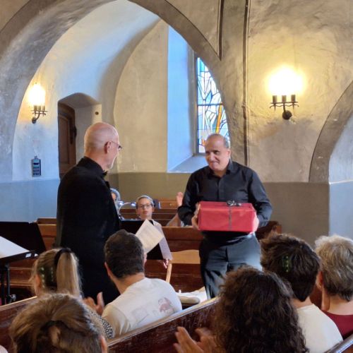 Un cadeau de départ pour Angiolino Delveccchio !