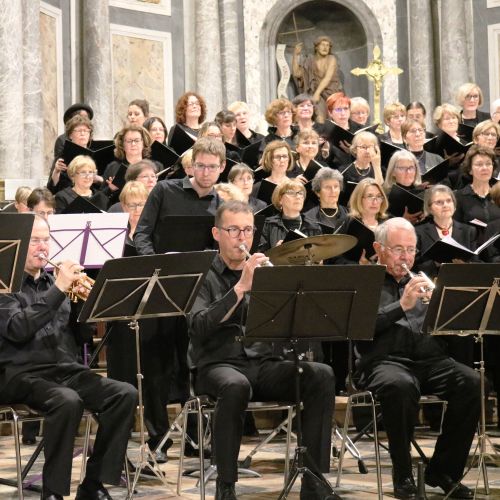 Concert (Gloria de Rutter) à Autun en France en avril 2019